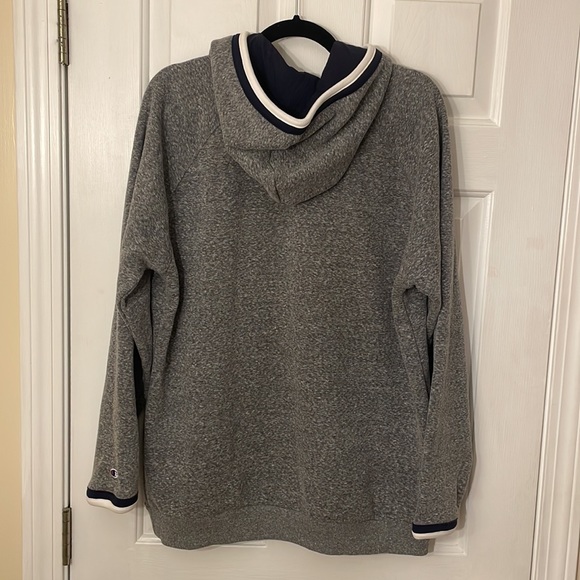 XL Champion Michigan Wolverines Hooded Sweatshirt!! - Picture 4 of 4